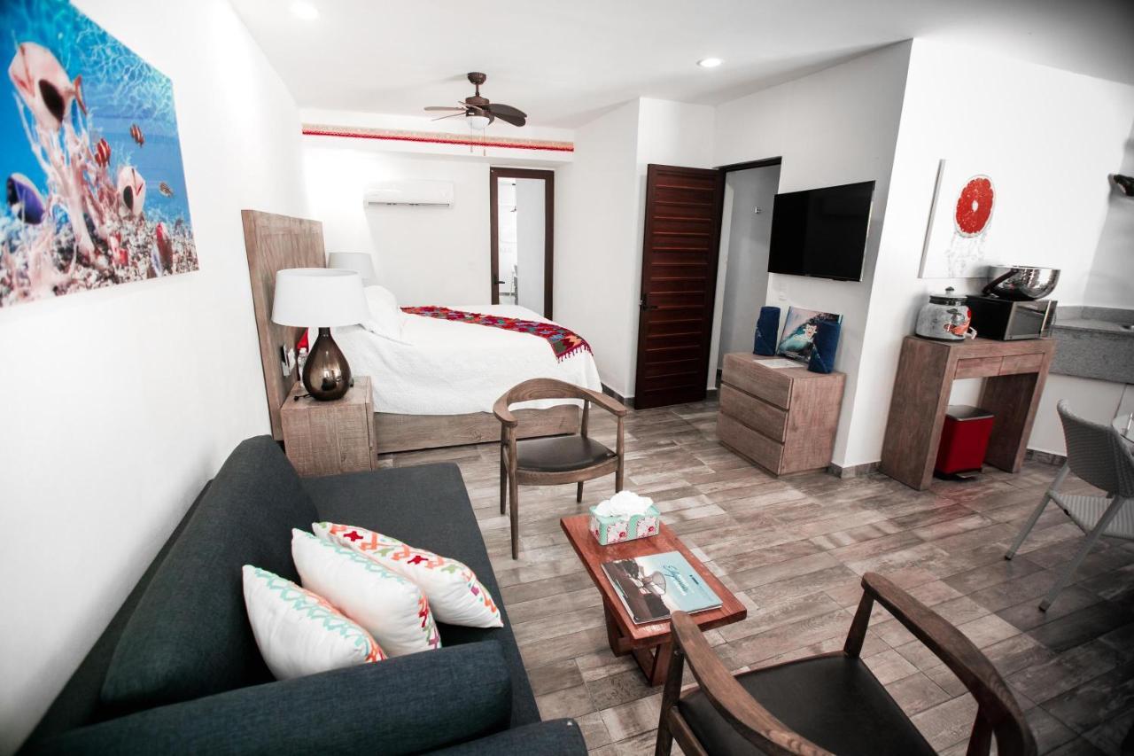 Hotel Paradise Suites Isla Mujeres Bagian luar foto