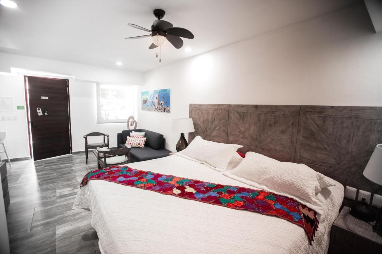 Hotel Paradise Suites Isla Mujeres Bagian luar foto