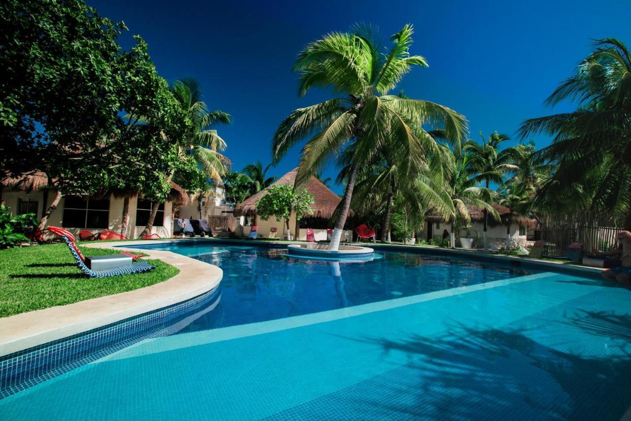 Hotel Paradise Suites Isla Mujeres Bagian luar foto